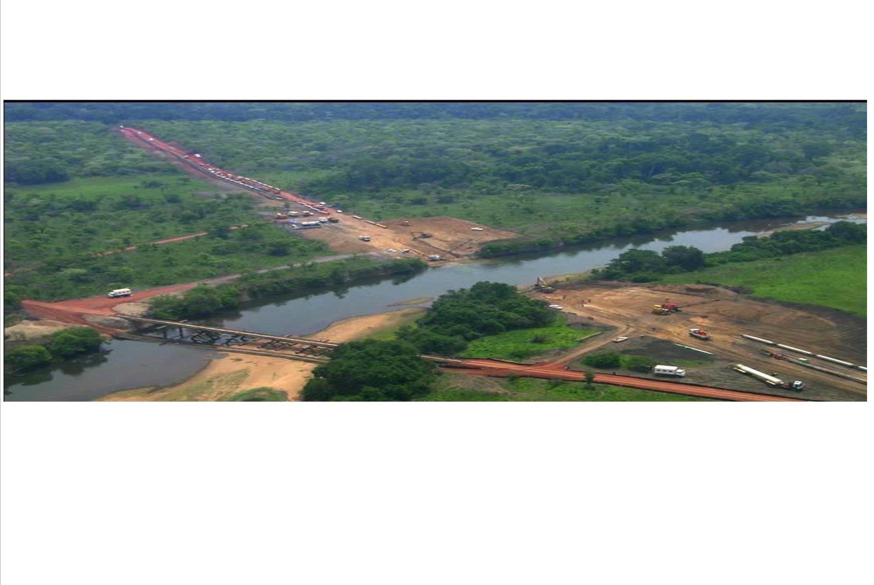 Le Pipeline Tchad/Cameroun a été adapté au Barrage de Lom Pangar (partie du tracé qui a été modifiée au niveau de la traversée du fleuve Pangar)